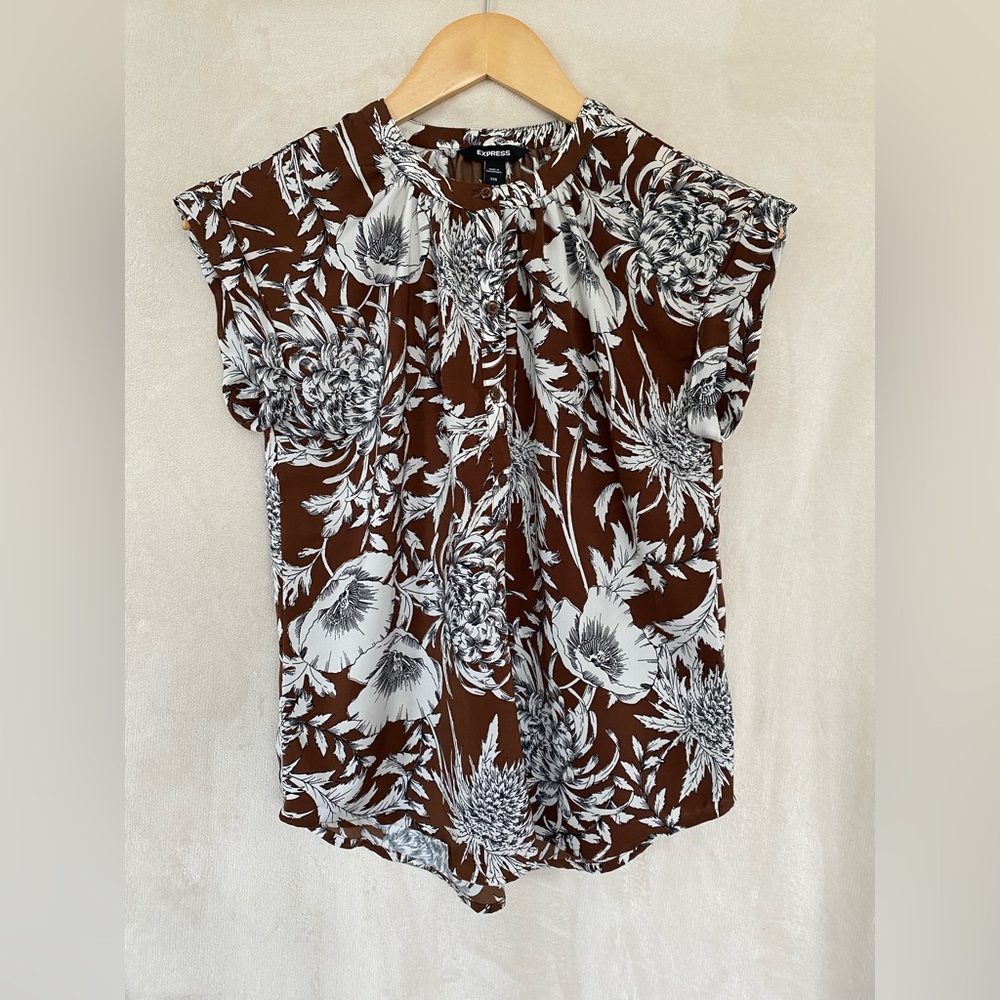 Women’s Express Blouse